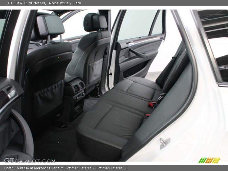 Alpine White / Black 2010 BMW X5 xDrive48i