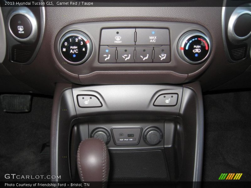 Garnet Red / Taupe 2013 Hyundai Tucson GLS