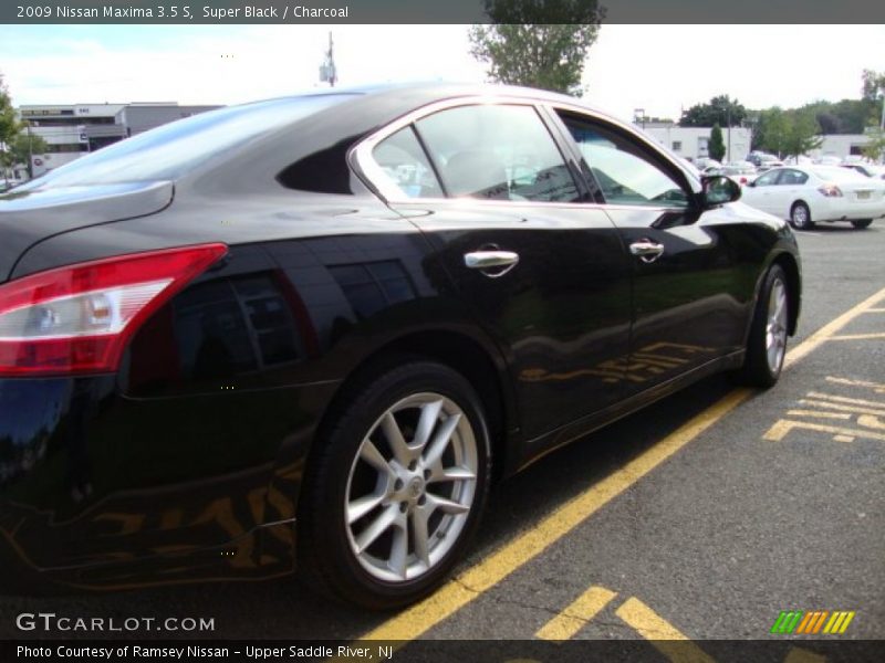Super Black / Charcoal 2009 Nissan Maxima 3.5 S