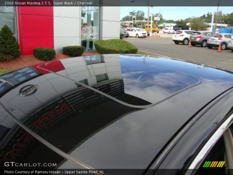 Super Black / Charcoal 2009 Nissan Maxima 3.5 S