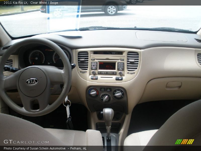 Clear White / Beige 2011 Kia Rio LX