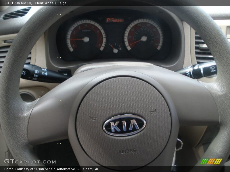 Clear White / Beige 2011 Kia Rio LX