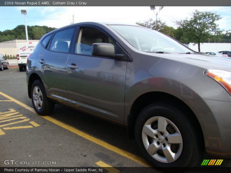 Gotham Gray / Gray 2009 Nissan Rogue S AWD