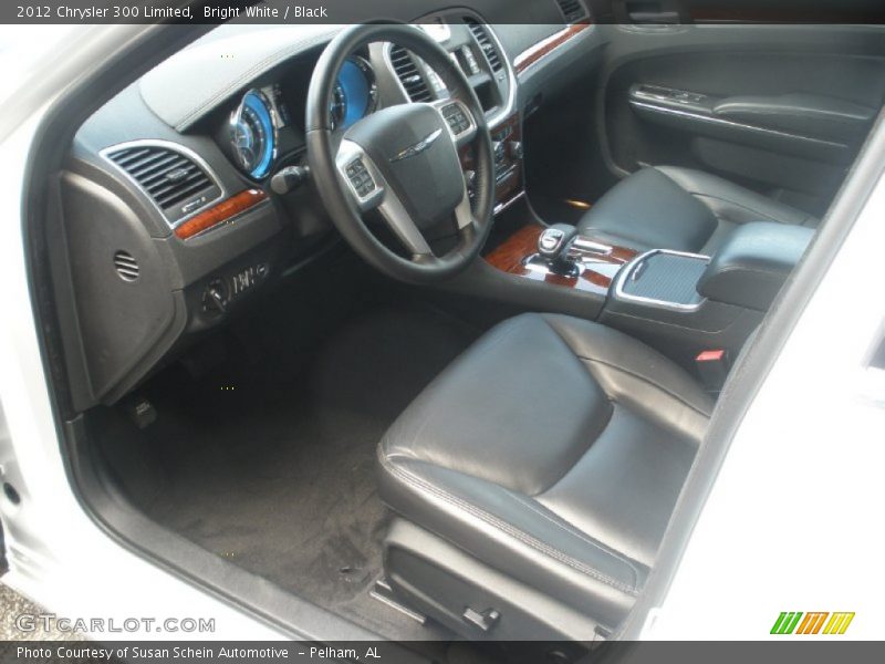 Bright White / Black 2012 Chrysler 300 Limited