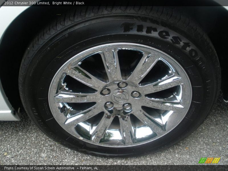Bright White / Black 2012 Chrysler 300 Limited