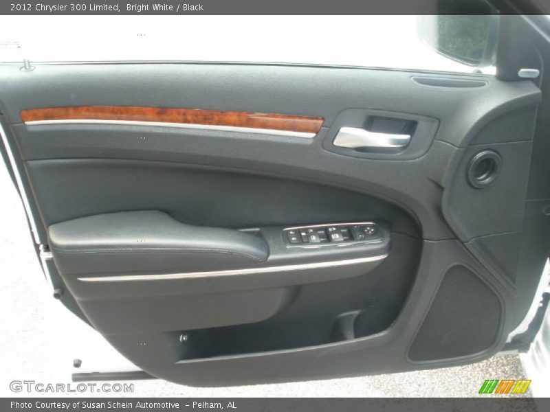 Bright White / Black 2012 Chrysler 300 Limited