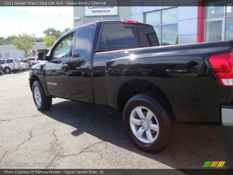 Galaxy Black / Charcoal 2011 Nissan Titan S King Cab 4x4