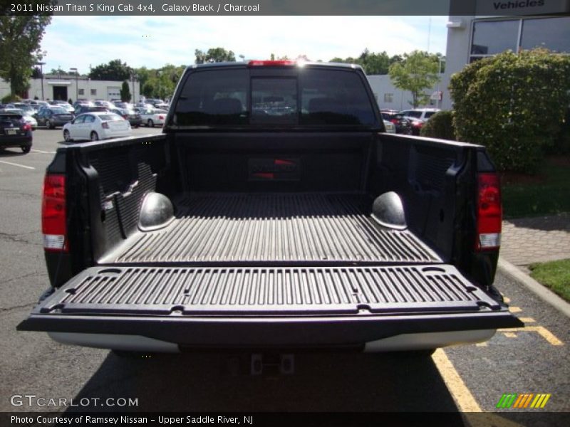 Galaxy Black / Charcoal 2011 Nissan Titan S King Cab 4x4