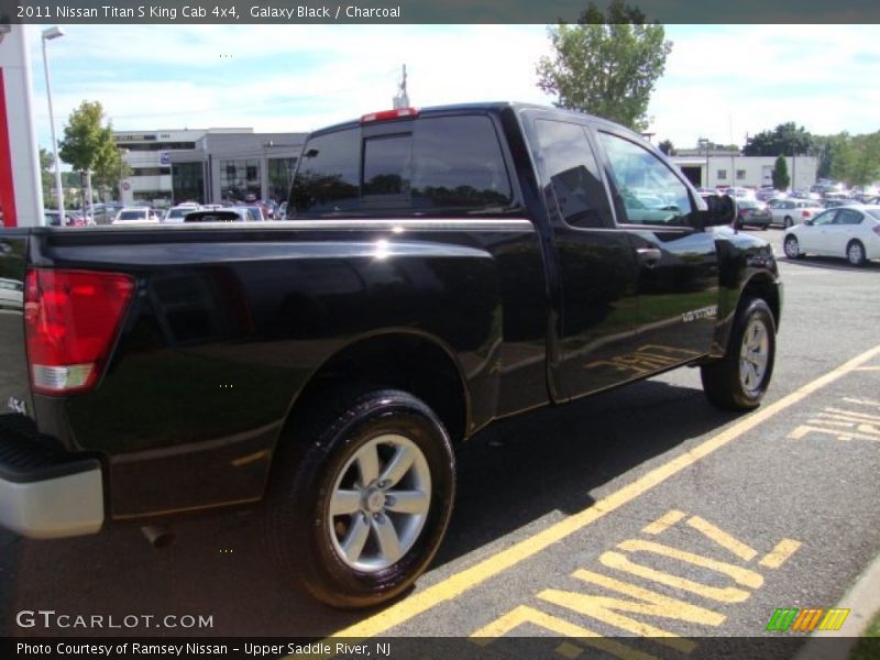 Galaxy Black / Charcoal 2011 Nissan Titan S King Cab 4x4
