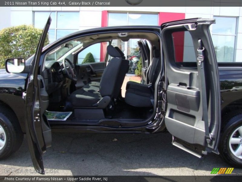 Galaxy Black / Charcoal 2011 Nissan Titan S King Cab 4x4