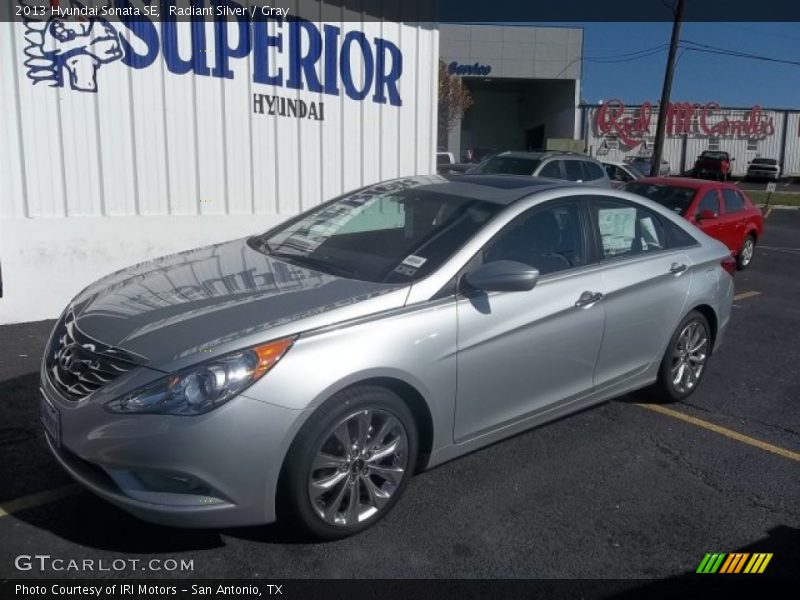 Radiant Silver / Gray 2013 Hyundai Sonata SE