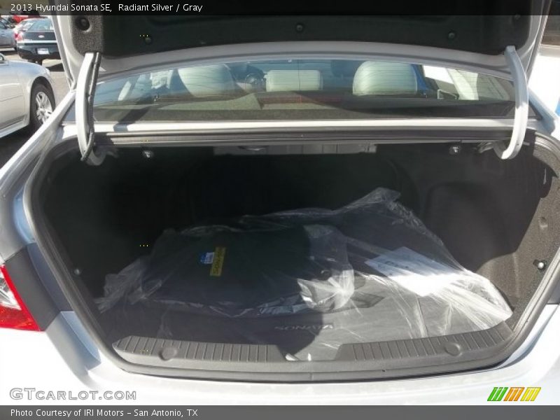 Radiant Silver / Gray 2013 Hyundai Sonata SE