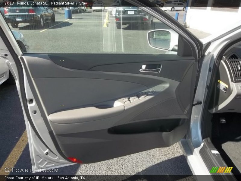 Radiant Silver / Gray 2013 Hyundai Sonata SE
