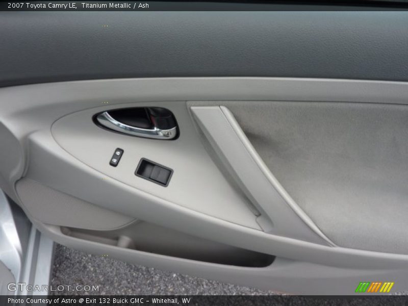 Titanium Metallic / Ash 2007 Toyota Camry LE