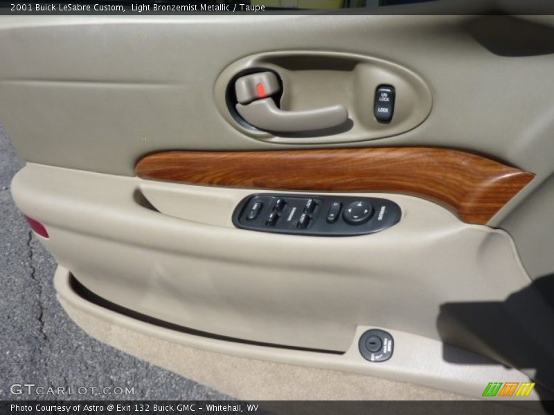 Light Bronzemist Metallic / Taupe 2001 Buick LeSabre Custom