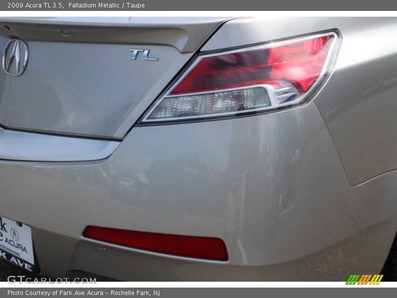 Palladium Metallic / Taupe 2009 Acura TL 3.5