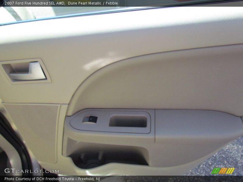 Dune Pearl Metallic / Pebble 2007 Ford Five Hundred SEL AWD
