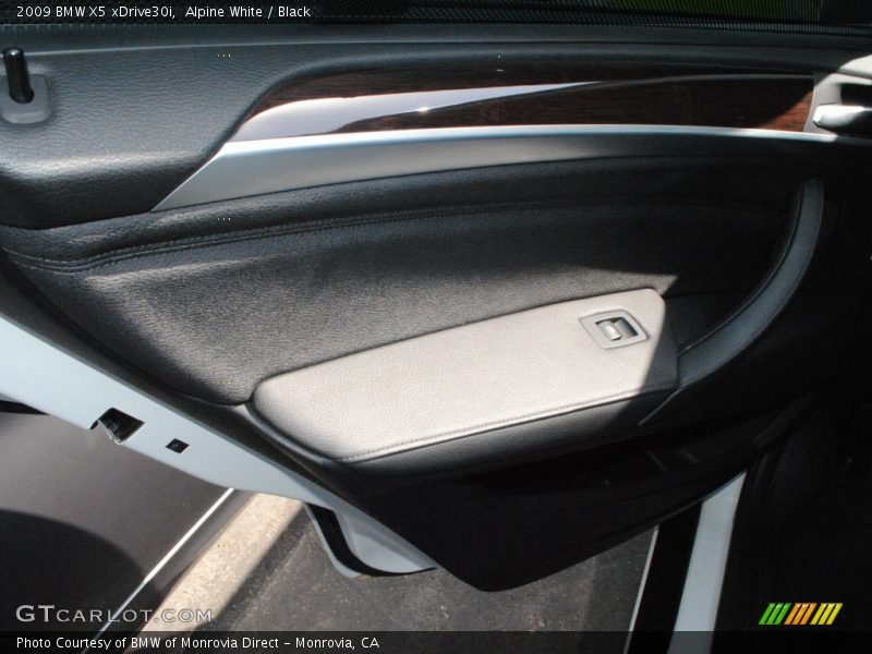 Alpine White / Black 2009 BMW X5 xDrive30i