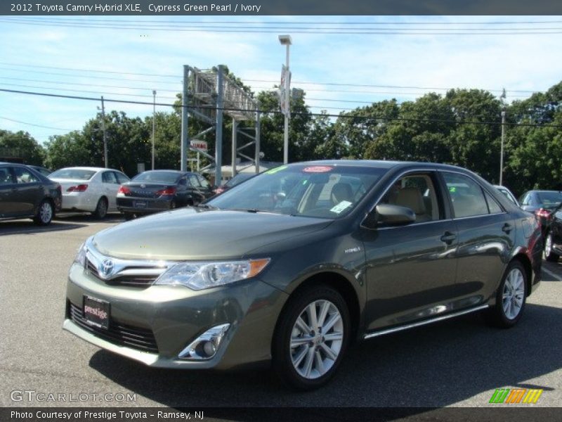 Cypress Green Pearl / Ivory 2012 Toyota Camry Hybrid XLE