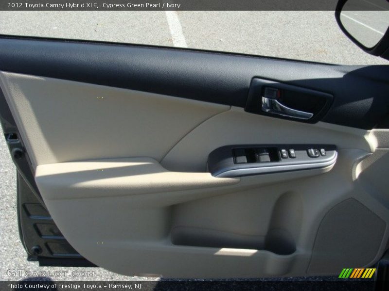 Cypress Green Pearl / Ivory 2012 Toyota Camry Hybrid XLE