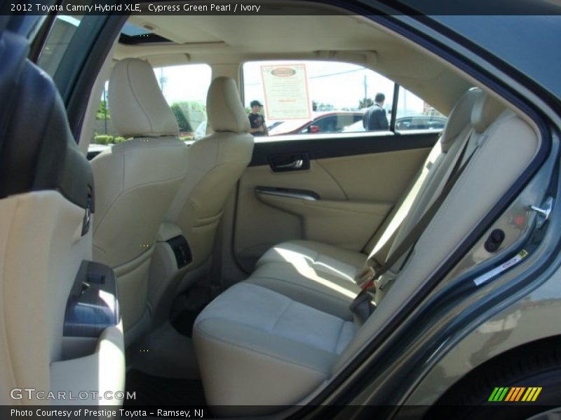 Cypress Green Pearl / Ivory 2012 Toyota Camry Hybrid XLE