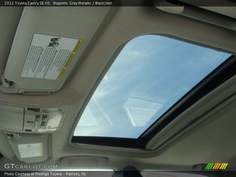 Magnetic Gray Metallic / Black/Ash 2012 Toyota Camry SE V6