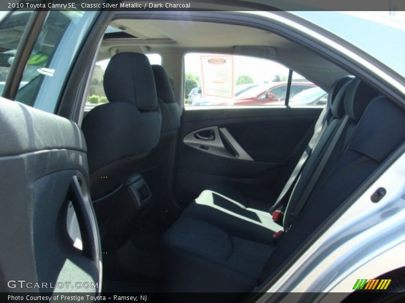 Classic Silver Metallic / Dark Charcoal 2010 Toyota Camry SE