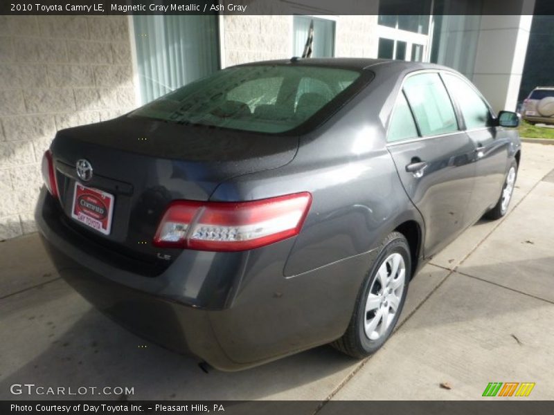 Magnetic Gray Metallic / Ash Gray 2010 Toyota Camry LE