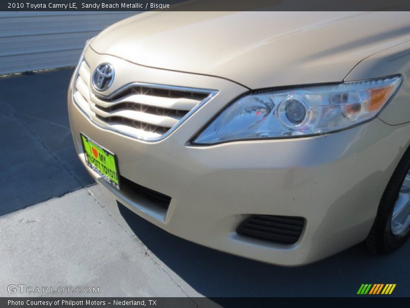 Sandy Beach Metallic / Bisque 2010 Toyota Camry LE