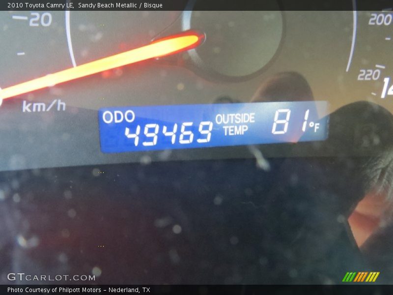 Sandy Beach Metallic / Bisque 2010 Toyota Camry LE