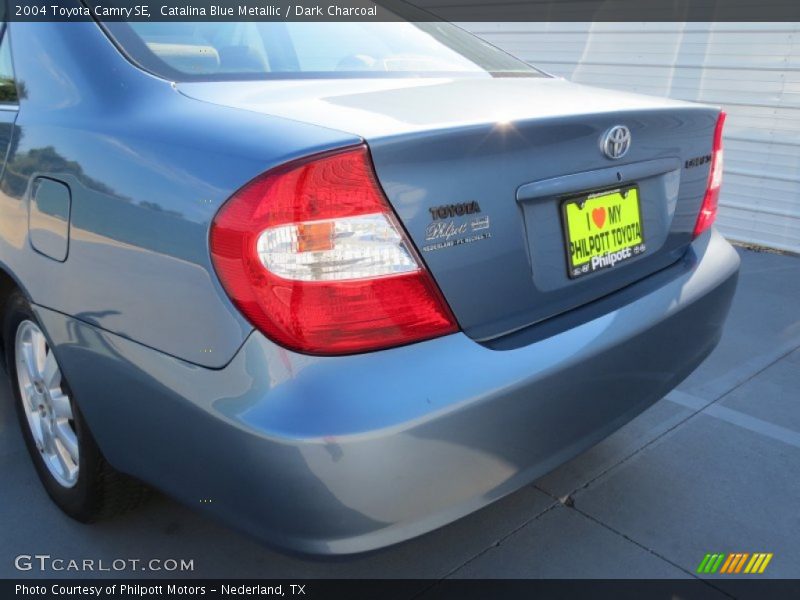 Catalina Blue Metallic / Dark Charcoal 2004 Toyota Camry SE