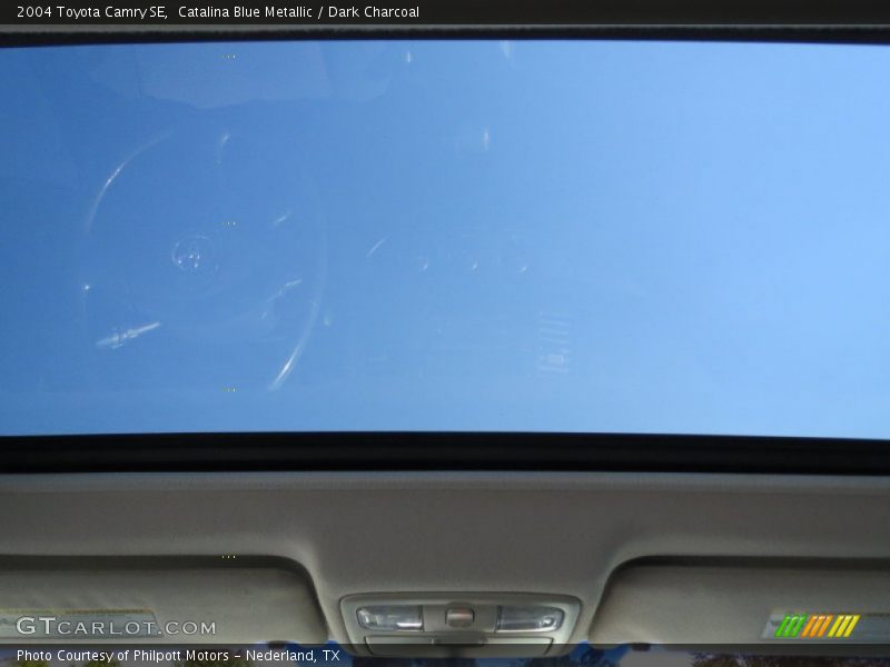 Catalina Blue Metallic / Dark Charcoal 2004 Toyota Camry SE