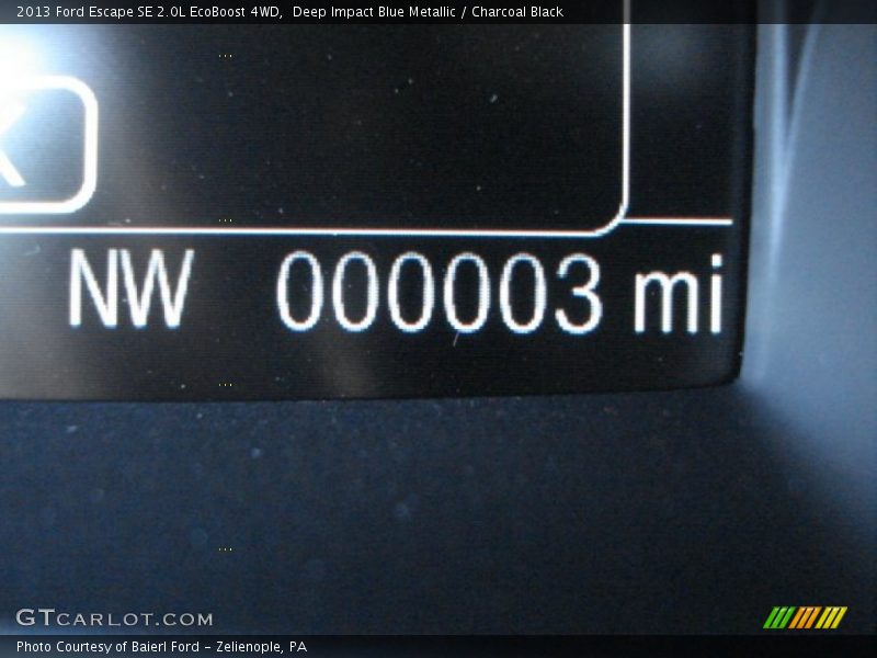 Deep Impact Blue Metallic / Charcoal Black 2013 Ford Escape SE 2.0L EcoBoost 4WD