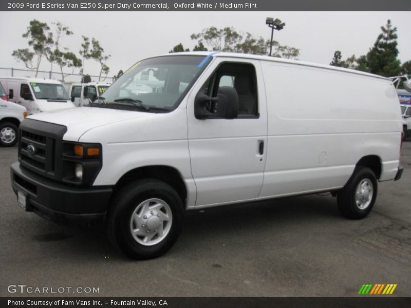 Oxford White / Medium Flint 2009 Ford E Series Van E250 Super Duty Commercial
