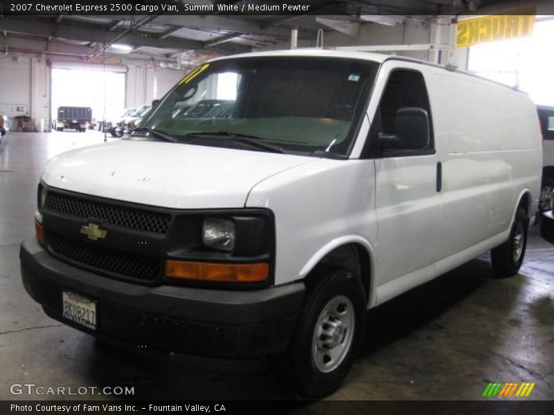 Summit White / Medium Pewter 2007 Chevrolet Express 2500 Cargo Van