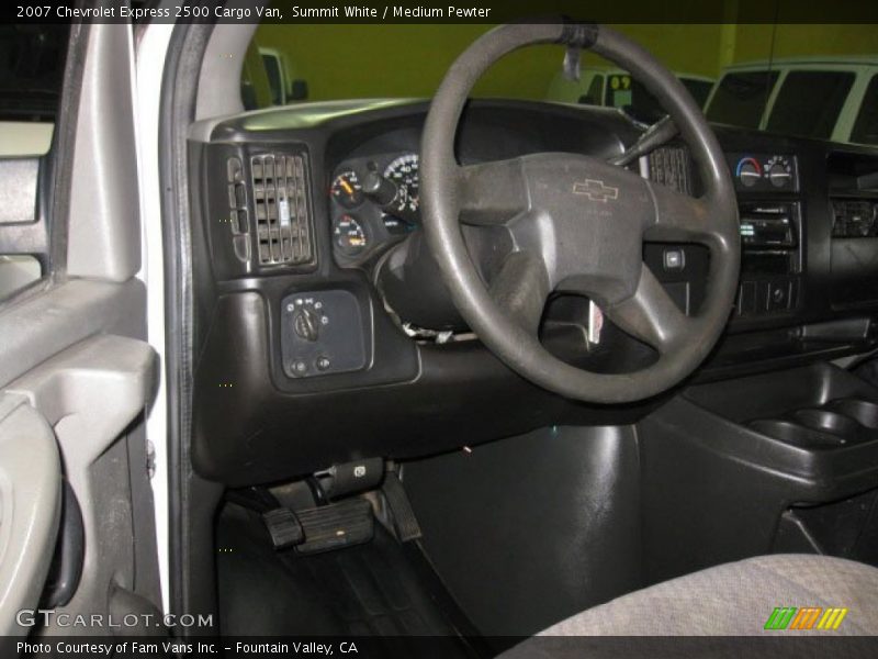 Summit White / Medium Pewter 2007 Chevrolet Express 2500 Cargo Van
