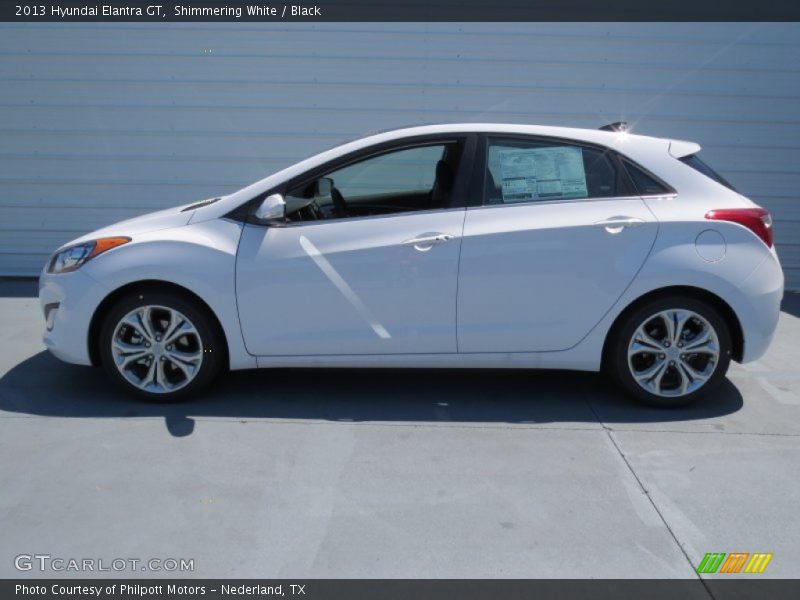 Shimmering White / Black 2013 Hyundai Elantra GT