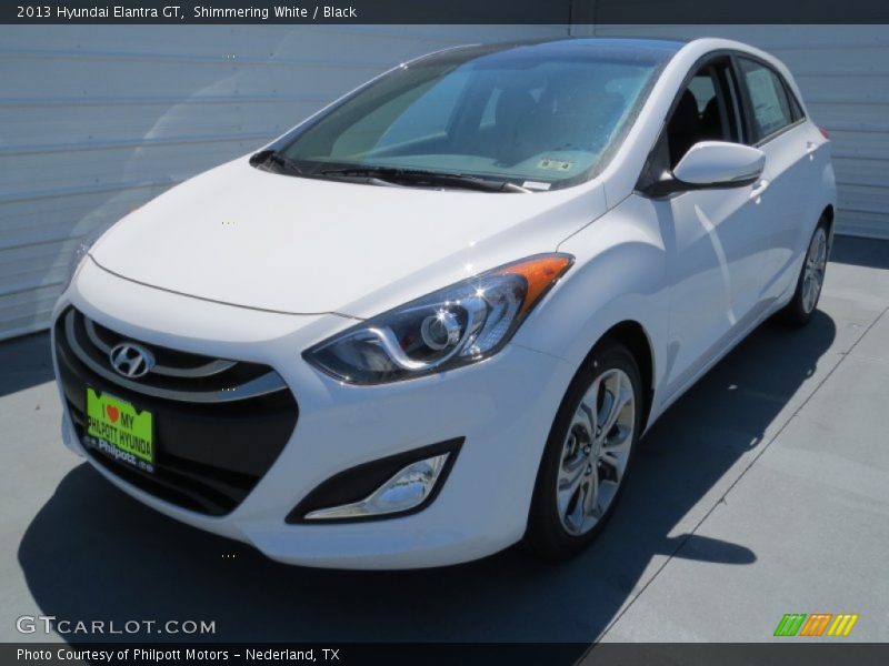 Shimmering White / Black 2013 Hyundai Elantra GT