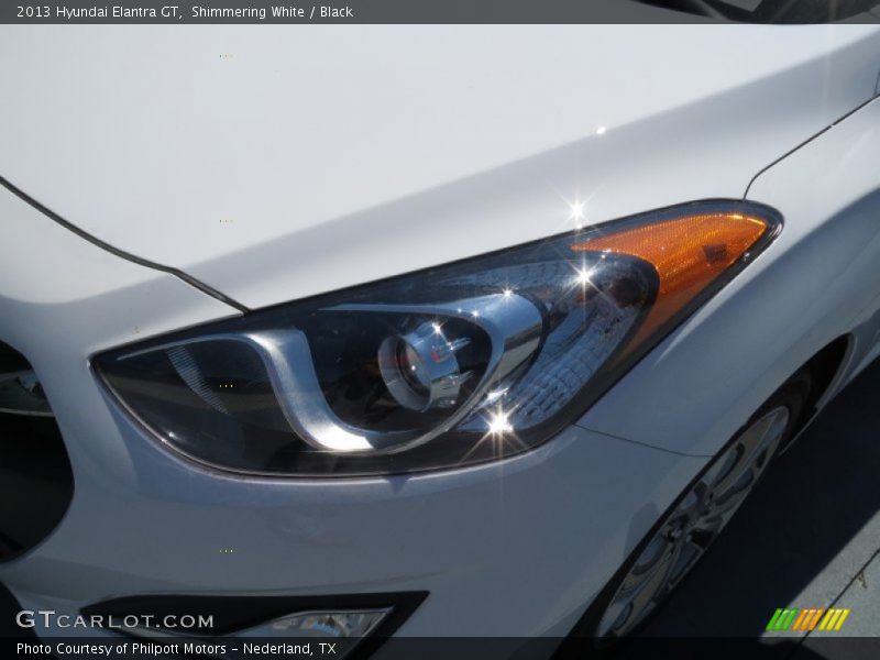 Shimmering White / Black 2013 Hyundai Elantra GT