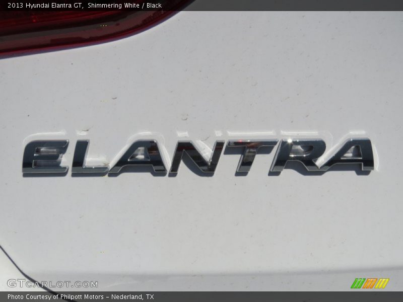 Shimmering White / Black 2013 Hyundai Elantra GT