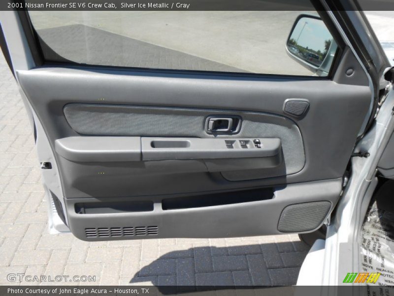 Silver Ice Metallic / Gray 2001 Nissan Frontier SE V6 Crew Cab