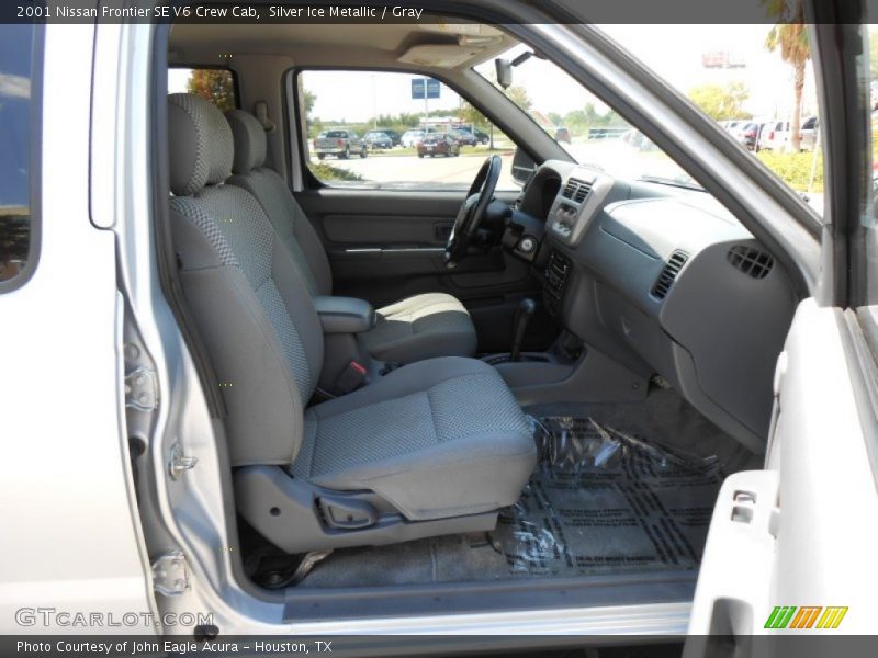 Silver Ice Metallic / Gray 2001 Nissan Frontier SE V6 Crew Cab