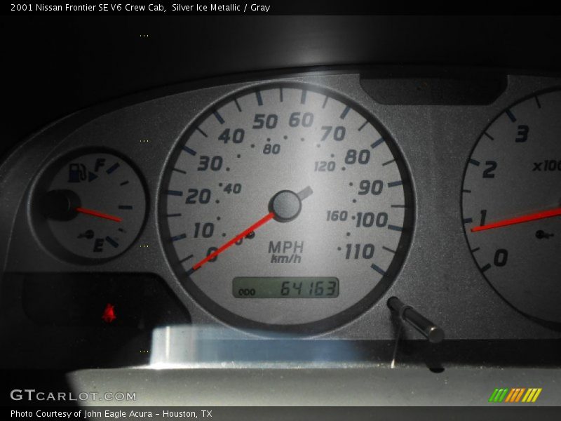 Silver Ice Metallic / Gray 2001 Nissan Frontier SE V6 Crew Cab