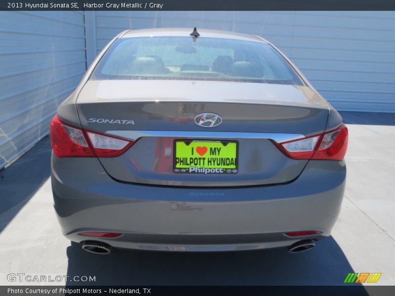 Harbor Gray Metallic / Gray 2013 Hyundai Sonata SE