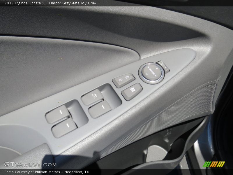 Harbor Gray Metallic / Gray 2013 Hyundai Sonata SE