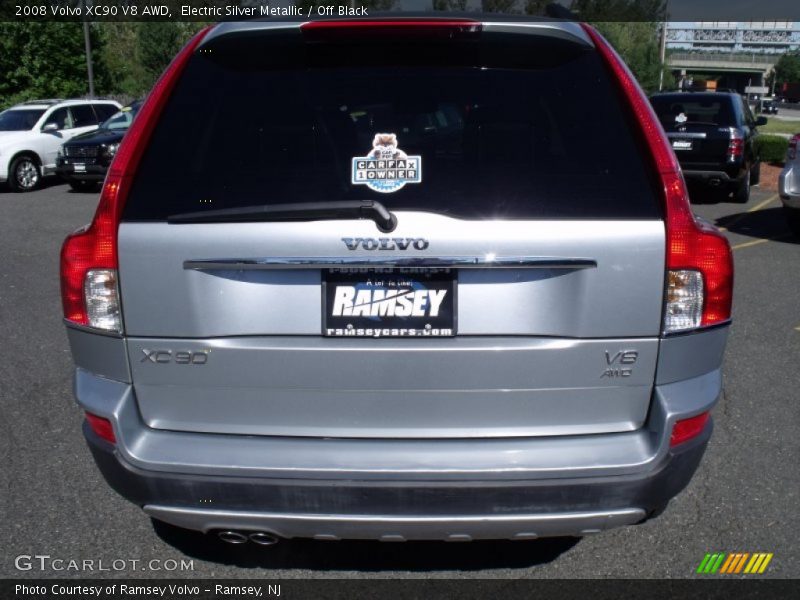 Electric Silver Metallic / Off Black 2008 Volvo XC90 V8 AWD