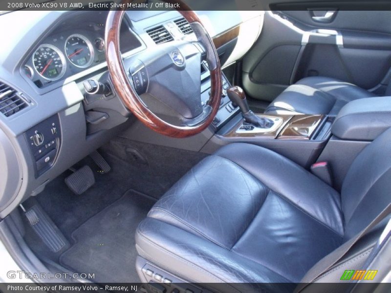 Electric Silver Metallic / Off Black 2008 Volvo XC90 V8 AWD