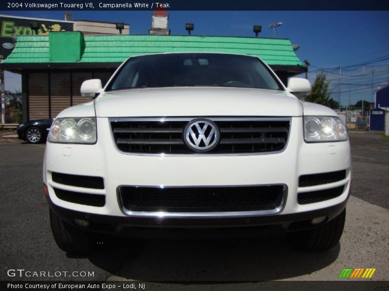 Campanella White / Teak 2004 Volkswagen Touareg V8