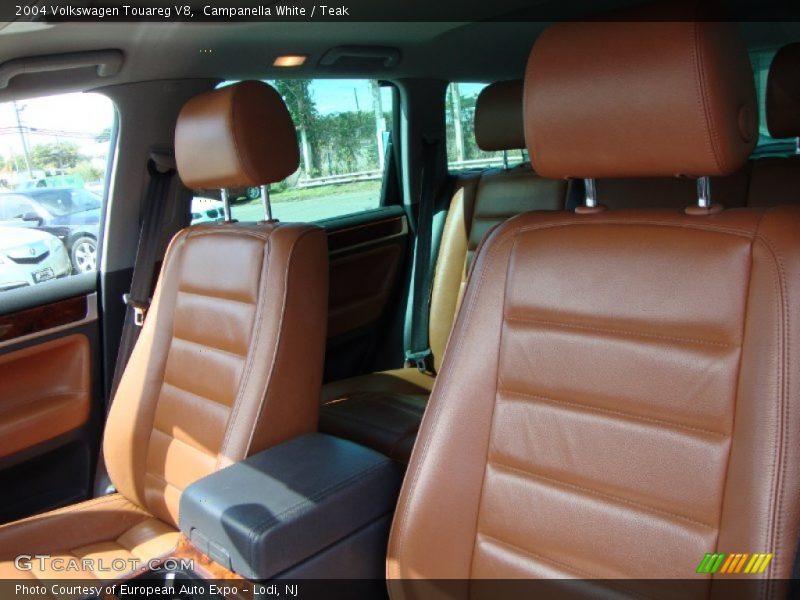 Campanella White / Teak 2004 Volkswagen Touareg V8