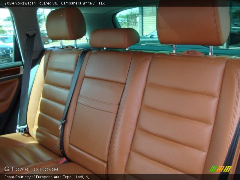 Campanella White / Teak 2004 Volkswagen Touareg V8